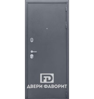 стальная дверь с терморазрывом, снаружи окрашена цинкогрунтом
