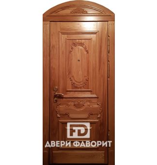 Дверь в квартиру (массив дуба)
