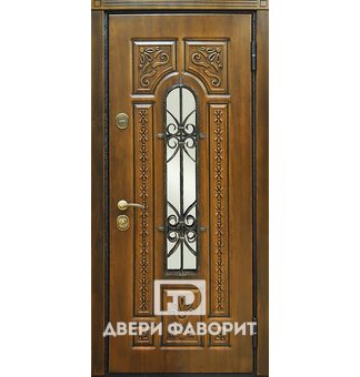 дверь в загородный дом с ковкой и стеклом, отделана виноритом